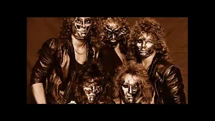 Crimson Glory - In Dark Places 