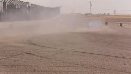 Motorcycle vs. Car Drift Battle 3 - [full Hd]