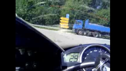 Yamaha R1 Rn12 on german Autobahn (going to 300km h), Kr