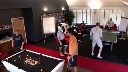 Berbatov Harlem shake (_with Fulham team) _ Hd