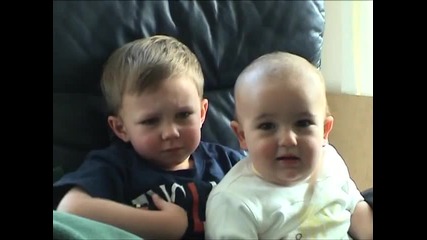 Най - Гледаното Клипче В Youtube ! Charlie Bit My Finger - Again ! 