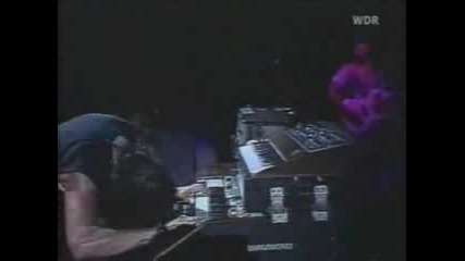Deep Purple - Space Truckin Part 1 - Live In Paris 1985
