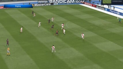 Игра Пес 2015 далечен гол от Меси