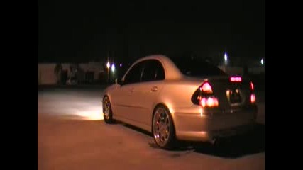 Mercedes Brabus E500 W211 Burn