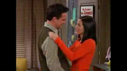Friends - Phoebe And Chandler Kiss
