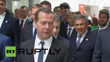 Russia: PM Medvedev opens the 'World Robot Olympiad' in Innopolis