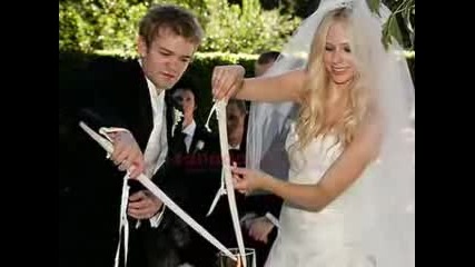 °• Avril Lavigne - Снимки От Венчавката И `°• (h} :*:*:*