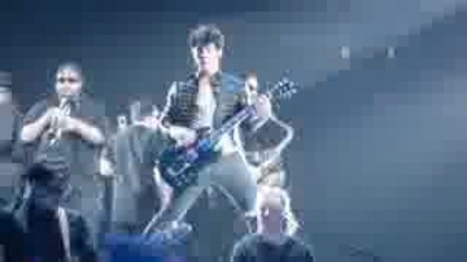 Jonas Brothers - Poison Ivy (live in Denver)(world Tour)