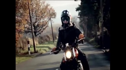 Arctic Monkeys - You And I (feat Richard Hawley)