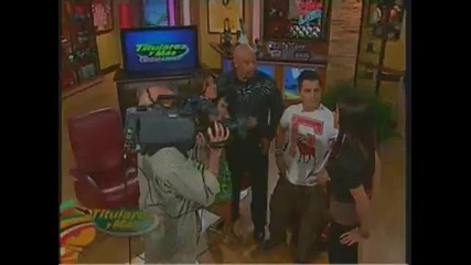 Gaby Espino - En el programa Titulares y Mas - Telemundo 