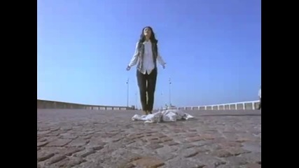 Laura Pausini - La Solitudine (video clip)