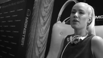 Интервю с Iggy Azalea за Sexy Knowledge
