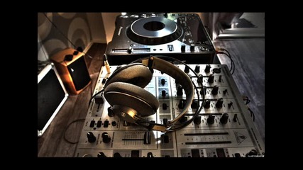 | Tech House | 