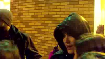 justin bieber outside of the daily show! 