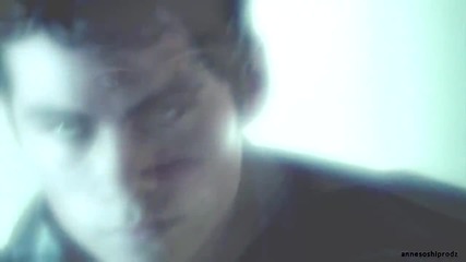Dark Stiles Go back to S L E E P