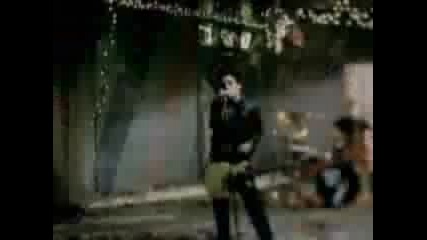 Green Day - I Walk Alone + превод