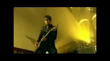 Papa Roach - To Be loved