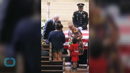 Obamas, Clintons Mourn With Joe Biden at Son's Funeral