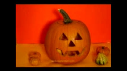 Happy Halloween - Pumpkin Carves Itself