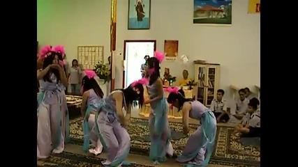 Vu khuc ben dong suoi (8 27 2005) 