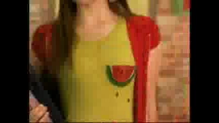 Pozdrava na Alex i Harpur - Selena gomez vs Jennifer Stone - Crazy hat song+intro 