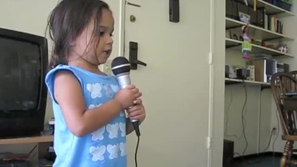 Bleeding Love- Leona Lewis Cover (alexa Narvaez 3 years old) Страхотен Кавър На 3-годишно Момиче
