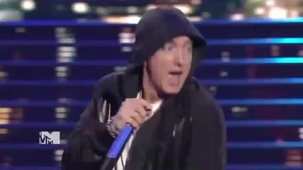 New! Eminem ft. Rihanna - Not Afraid & Love the way you lie* Mtv Vma 2010 [hd]