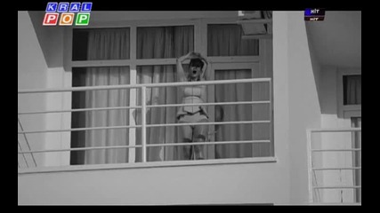 Hande Yener - Bana Anlat