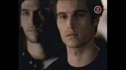 Laura Pausini - Surrender.