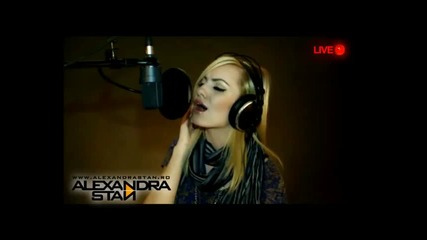 Александра Стан изпълнява - Rihanna - Take A Bow Live Uncut Version
