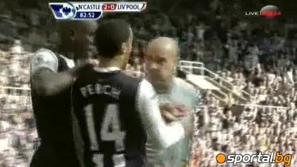 Червеният картон на Рейна срещу Нюкасъл