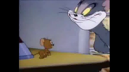 Tom And Jerry - 002 - The Midnight Snack