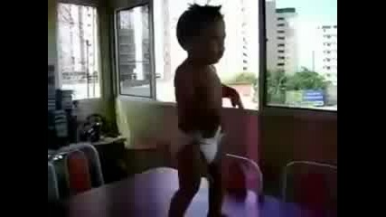 Baby Dancing to Waka Waka