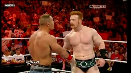 Wwe Triple H Предизвиква Cm Punk Raw 08.29.11