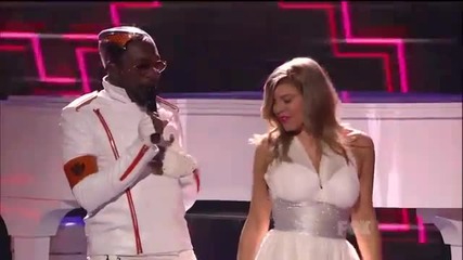 Black Eyed Peas - Just Cant Get Enough (live on American Idol) 