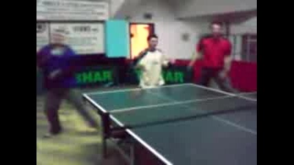 Тенис На Маса - Комбинация, Кой Играе