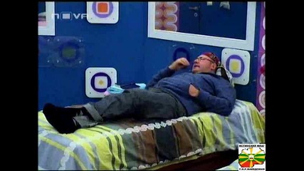 Косьо Нахранен - С Лоши Думи Big Brother 4 - 22 10 2008