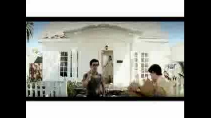 Jonas Brothers - Lovebug