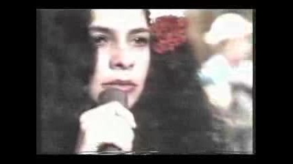 Gal Costa - India