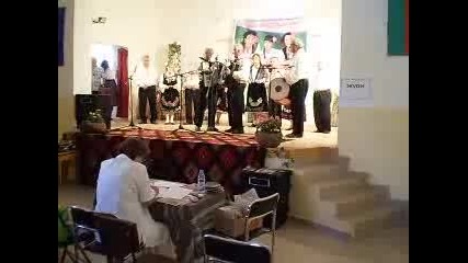 Групата за народно пеене с.пролом-мъжки певчески глас