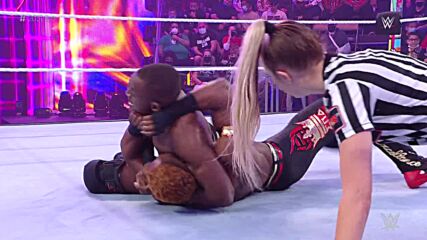 Malik Blade vs. Edris Enofé: WWE 205 Live, Nov. 19, 2021