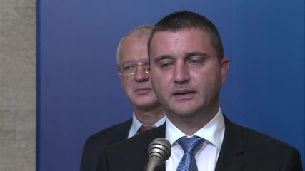 Горанов: Хората сами трябва да избират как да се осигуряват
