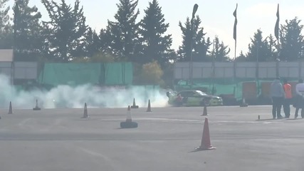 E36 M3 drift vs Silvia S14