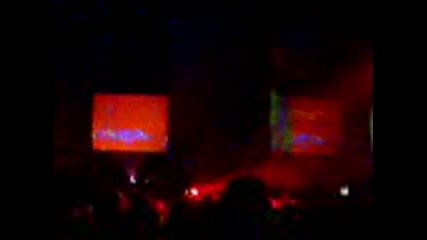 Carl Cox - At The Sound Factory Sofia 2004 - Nokia7650video (0)