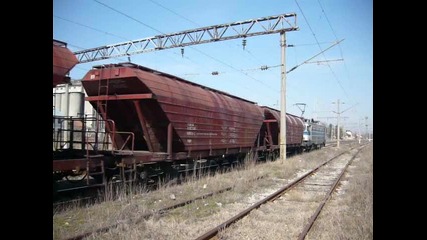 Товарен влак с 46002