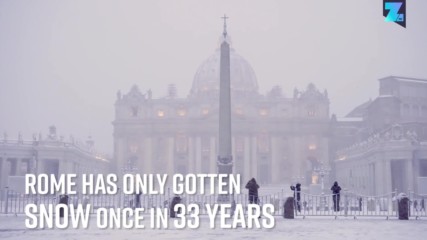 Ватиканът е покрит със сняг и изглежда вълшебно