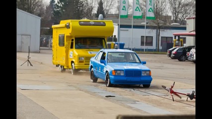 Fiat Ducato Camper Vs. Mercedes-benz E-class (w124) - заден удар