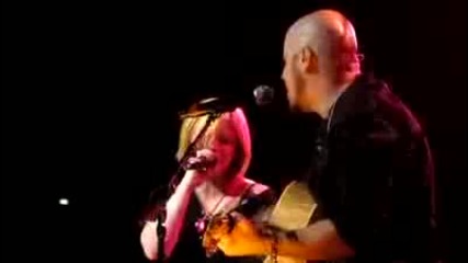 Chris Daughtry & Kelly Clarkson - Fast Car [live 2010]