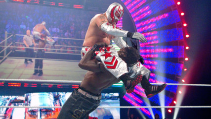 Rey Mysterio vs. R-Truth: WWE Over the Limit 2011 (Full Match)