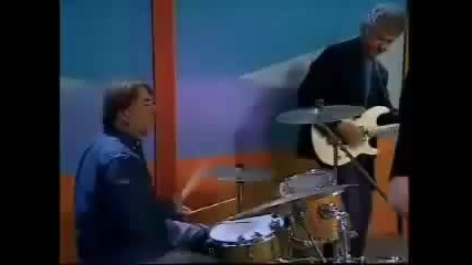 Neoton Familia - Nyar Van 